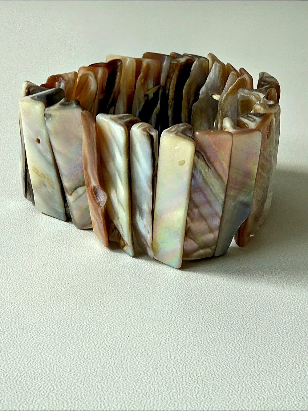 Shell Stretch Bracelet in Brown & Green